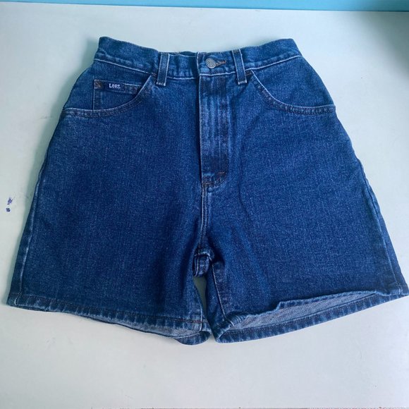 High Waisted Lee Mom Shorts - Picture 3 of 9